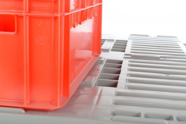 Palette de stockage pour frigo